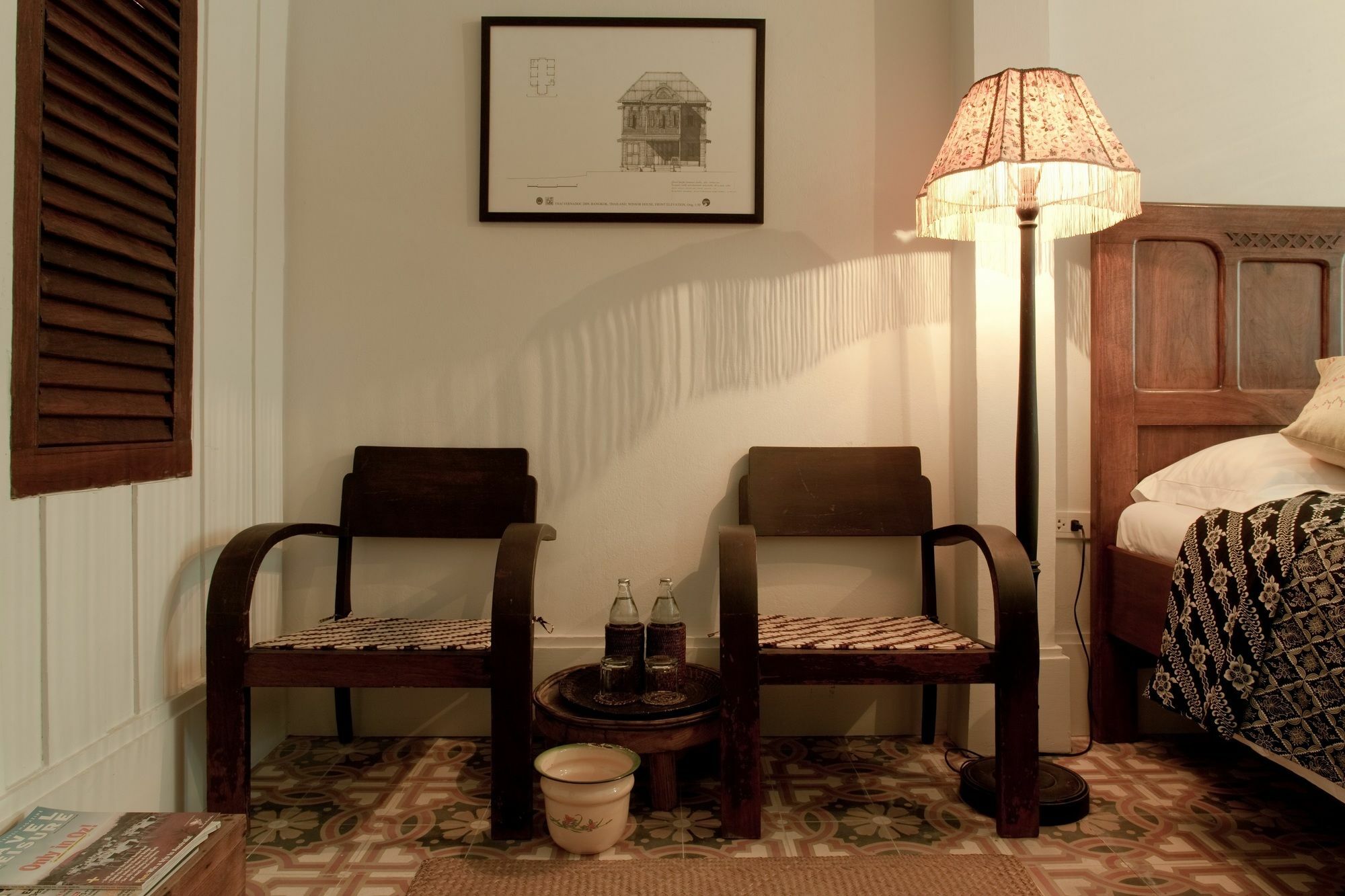 The Asadang Bed And Breakfast Банкок Екстериор снимка