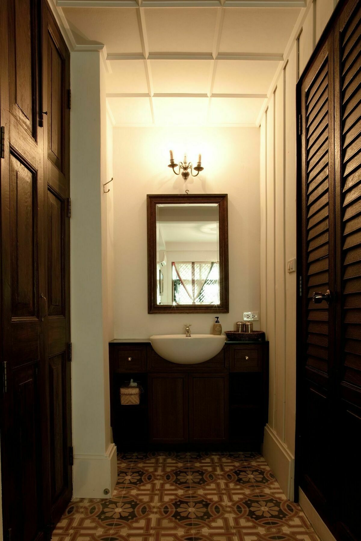 The Asadang Bed And Breakfast Банкок Екстериор снимка